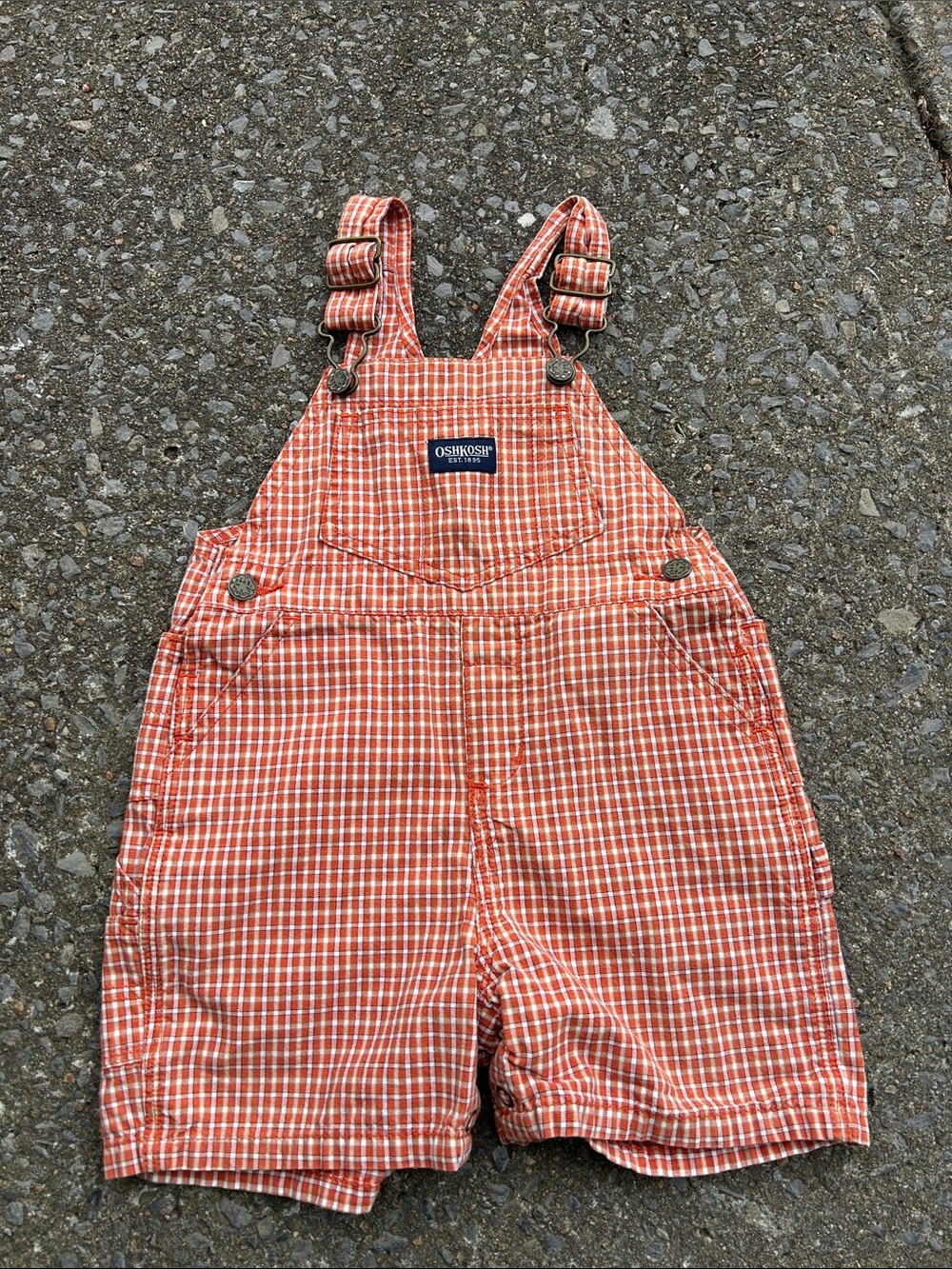 Oshkosh shortalls 18 months